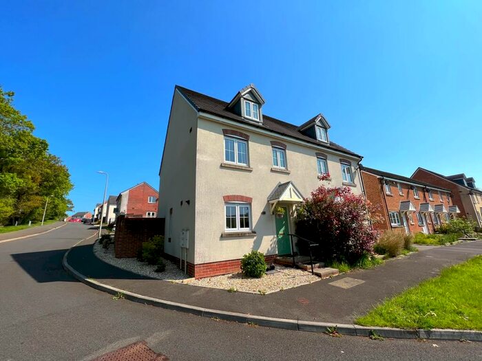 4 Bedroom Semi-Detached House To Rent In Dyffryn Y Coed, Church Village, Pontypridd, CF38