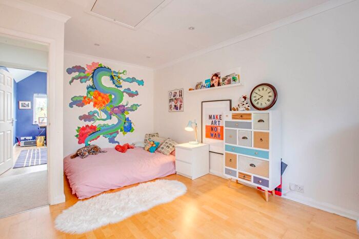 5 Bedroom Detached House For Sale In Spinfield Park, Marlow, SL7