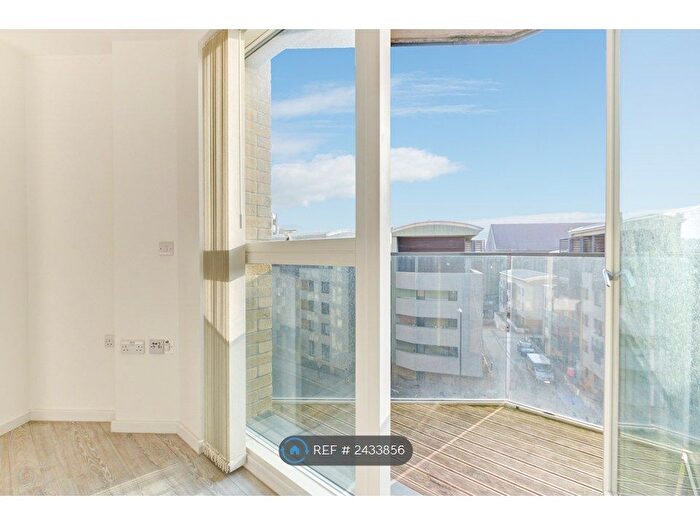 1 Bedroom Flat To Rent In Embankment House, Brighton, BN1