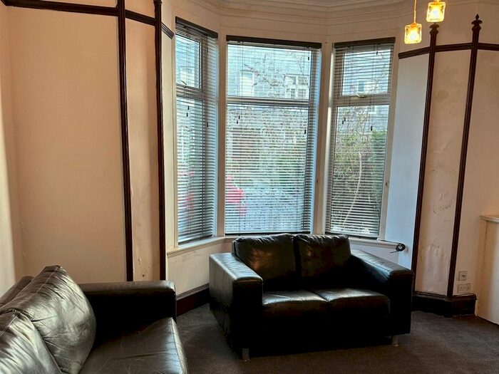 1 Bedroom Flat To Rent In Union Grove, City Centre, Aberdeen, AB10