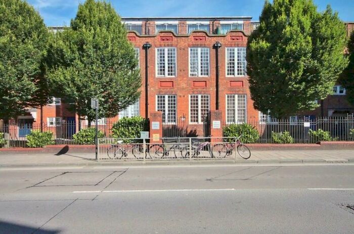 1 Bedroom Apartment To Rent In City Centre Epc Rating C, OX1