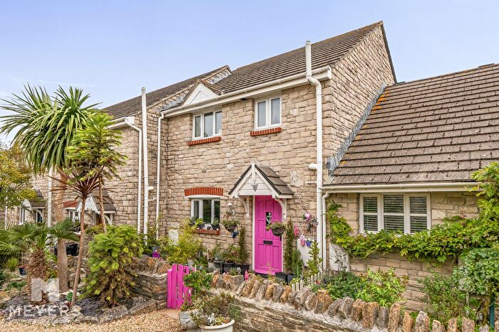 2 Bedroom Terraced House For Sale In West Drive, Swanage, BH19
