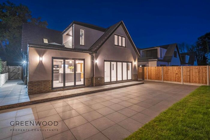 4 Bedroom Chalet For Sale In Fox Street, Ardeligh, Colchester, CO7