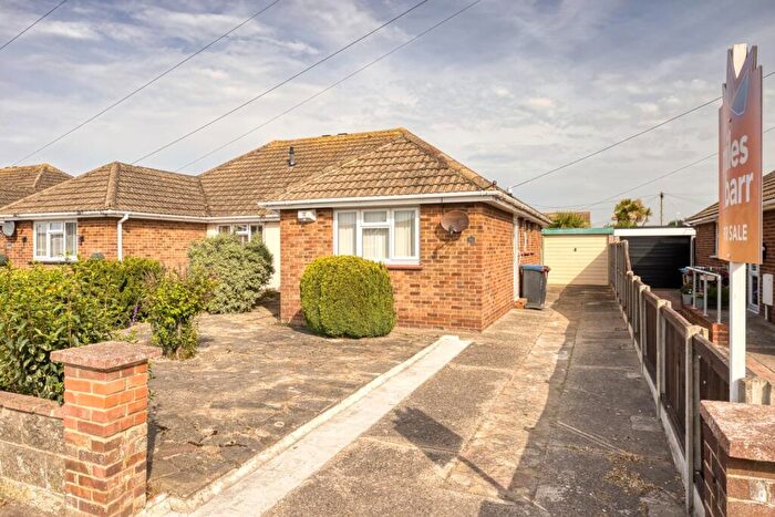 2 Bedroom Bungalow For Sale In Pysons Road, Ramsgate, Kent, CT12