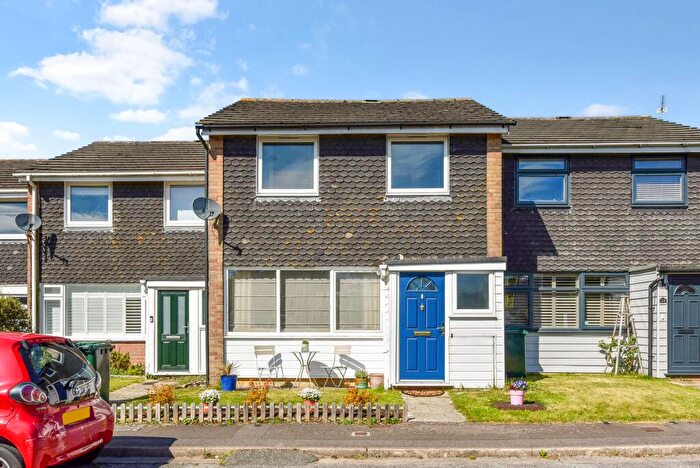 3 Bedroom Terraced House For Sale In Grove Park, Chichester, PO19