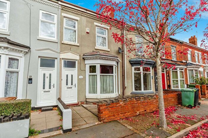 5 Bedroom Terraced House For Sale In Slaney Road, Walsall, West Midlands, WS2