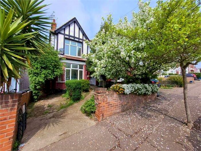 5 Bedroom Semi-Detached House To Rent In Satanita Road, Westcliff On Sea, Westcliff On Sea, SS0