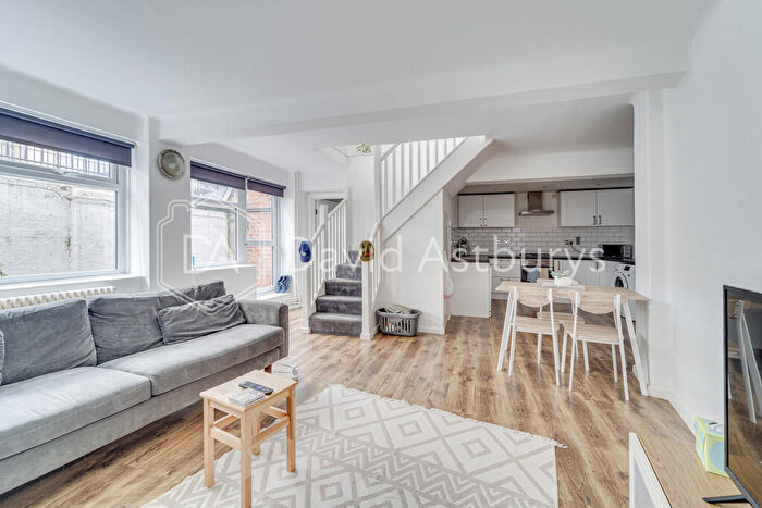 1 Bedroom Maisonette To Rent In Laburnum Street, Haggerston, E2