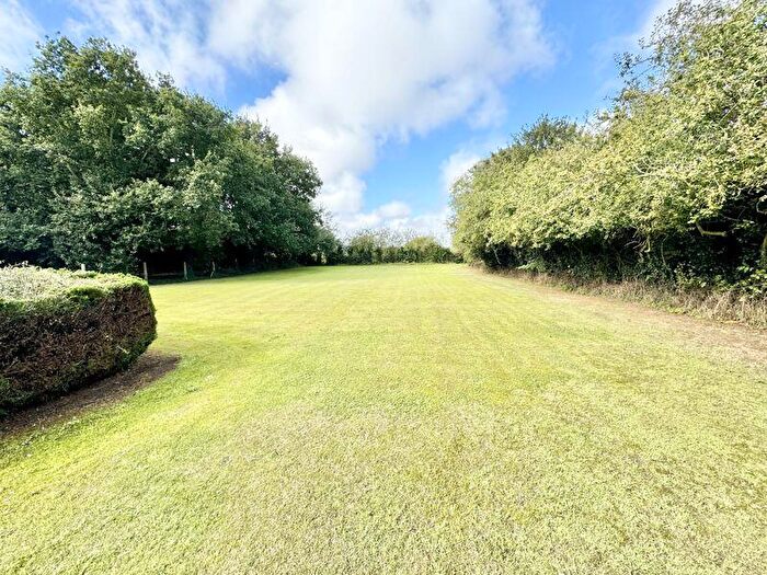 3 Bedroom Bungalow For Sale In Jubilee Road, North Somercotes, LN11