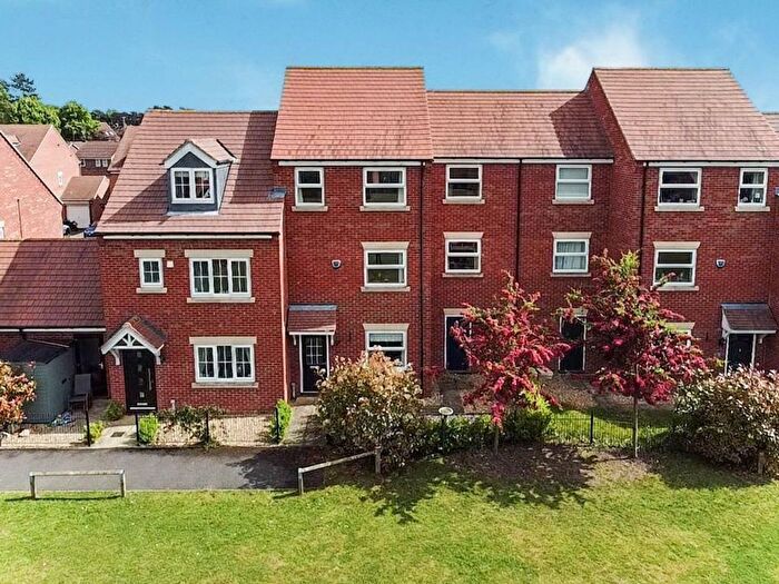 4 Bedroom Terraced House To Rent In Elliott Close, Retford, DN22