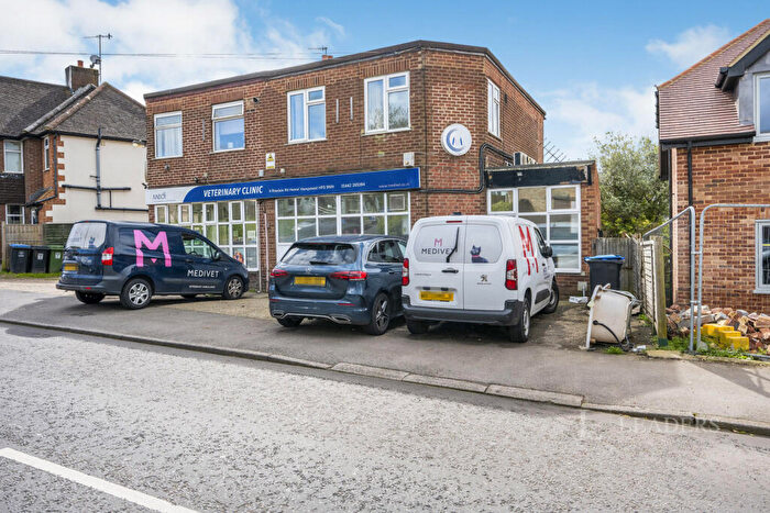 1 Bedroom Flat To Rent In Risedale Road, HP3