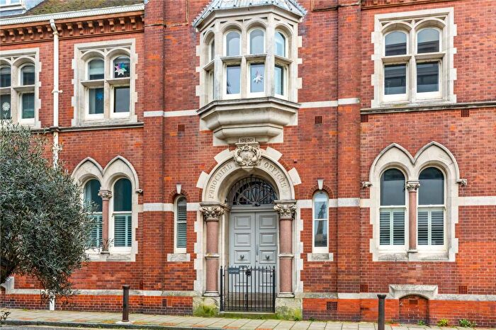 2 Bedroom Apartment For Sale In Princes Street, Brighton, East Sussex, BN2