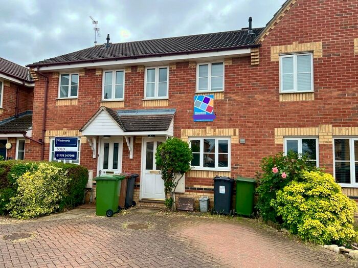 2 Bedroom Terraced House To Rent In Fieldfare Drive, Stanground, Peterborough, PE2