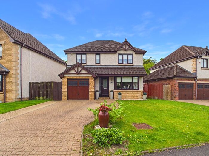 4 Bedroom Detached House For Sale In Calderglen Avenue, Blantyre, G72