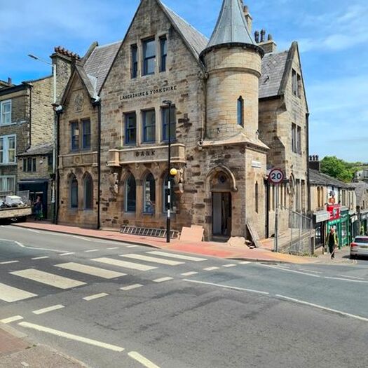 1 Bedroom Flat To Rent In Flat, Market St, Bacup, OL13