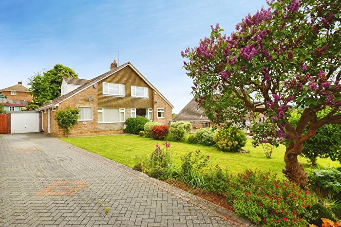 3 Bedroom Semi-detached House For Sale In Tilnor Crescent, Dursley, Gloucestershire, GL11