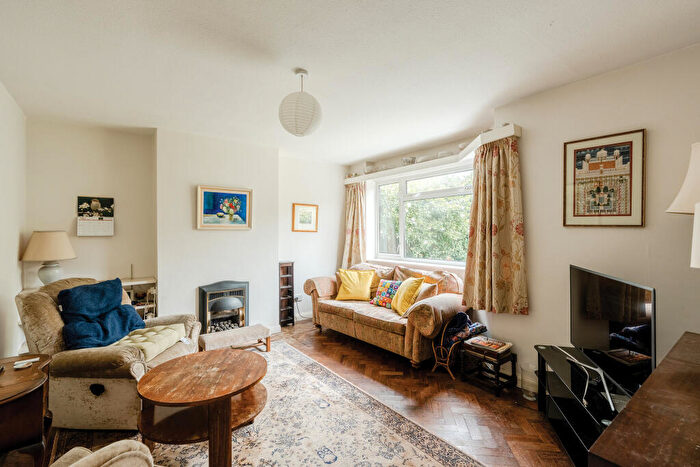 4 Bedroom Semi Detached House For Sale In Coldharbour Road, Redland, Bristol, BS6