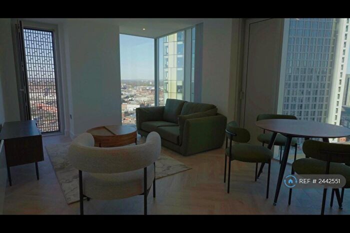 2 Bedroom Flat To Rent In Greengate, Salford, M3