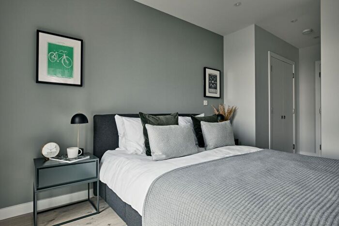 1 Bedroom Apartment To Rent In Brookwell, Wickford Way, London, E17