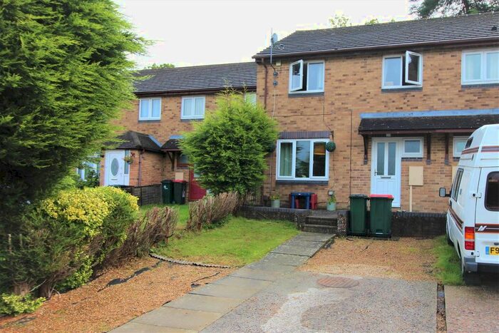 3 Bedroom Property To Rent In Harvey Close, Creasys Drive, Crawley, RH11