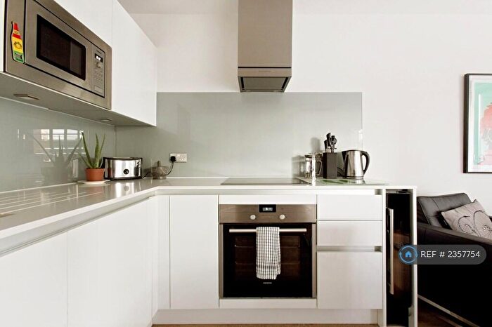 1 Bedroom Flat To Rent In Avantgarde Place, London, E1