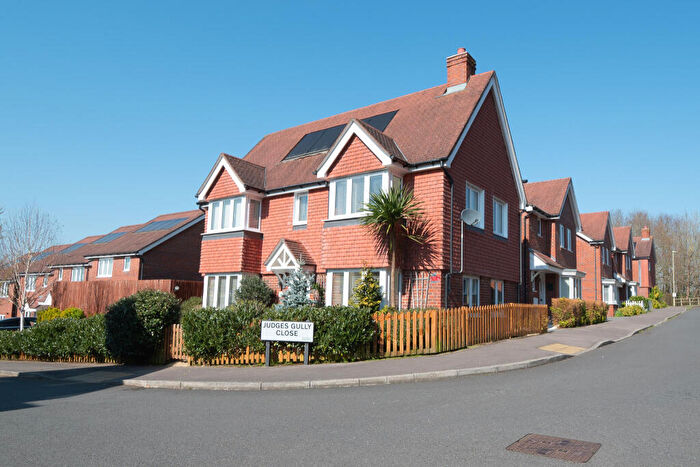 3 Bedroom Detached House For Sale In Judges Gully Close, SO50