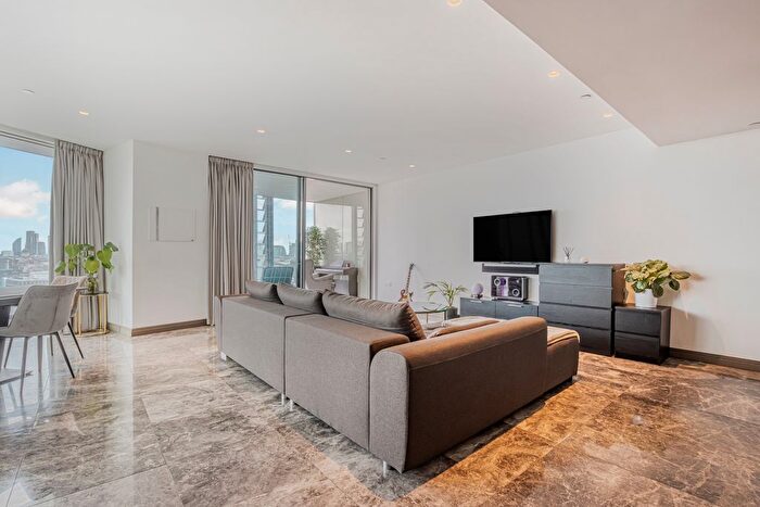 3 Bedroom Flat To Rent In Blackfriars Road, London, SE1