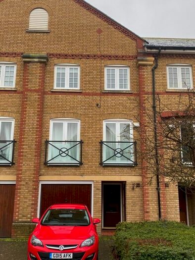 4 Bedroom Terraced House To Rent In Belvedere Close, Faversham, ME13