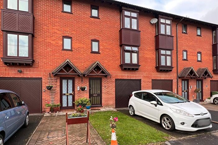 5 Bedroom Terraced House To Rent In Winchester, SO22