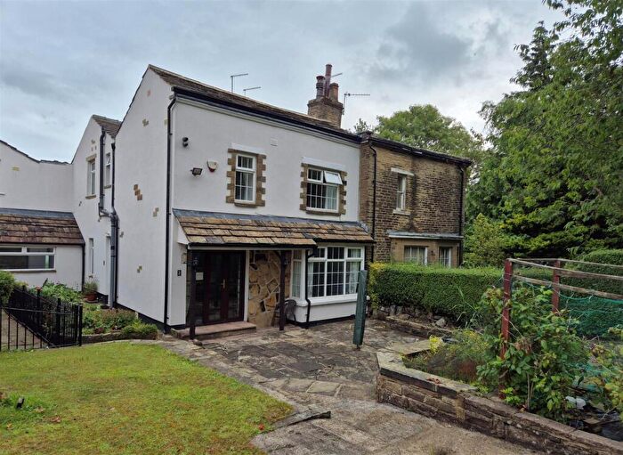4 Bedroom Cottage For Sale In Manor House Gardens, Leeds Rd, Eccleshill, BD2