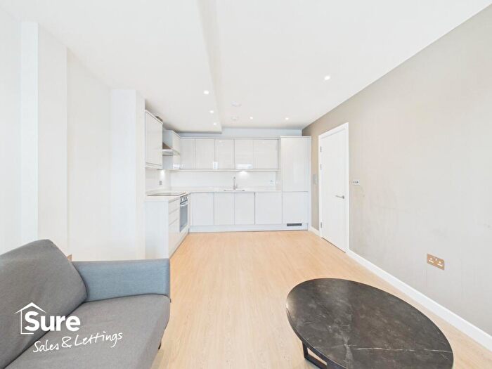 2 Bedroom Apartment To Rent In Hamilton House, Marlowes, Hemel Hempstead, Hertfordshire, HP1