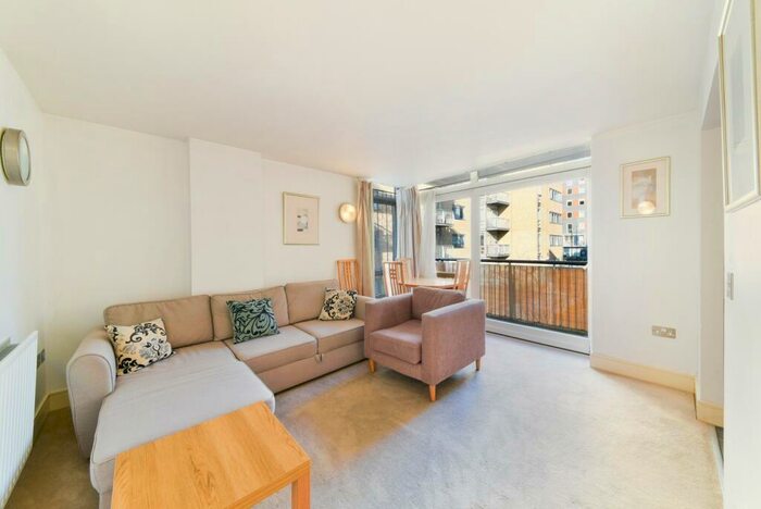 1 Bedroom Flat To Rent In Cassilis Road, Canary Wharf, London, E14