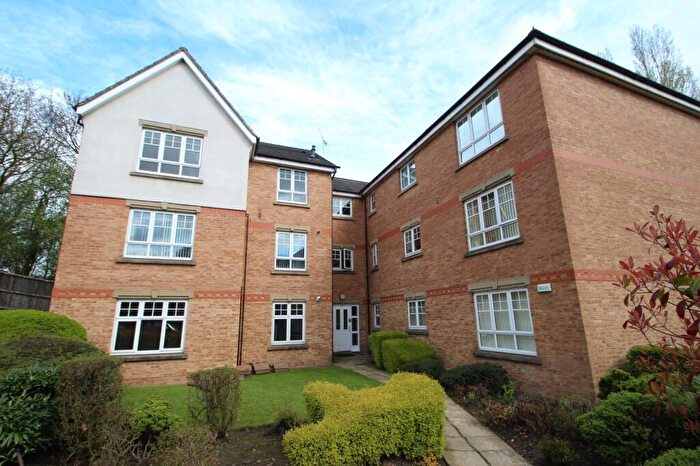 2 Bedroom Flat To Rent In Chandlers Wharf, Leeds, West Yorkshire, LS13