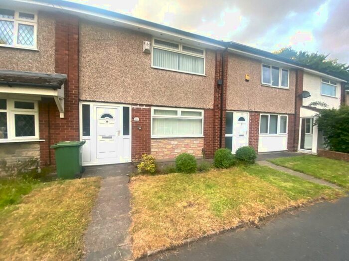 2 Bedroom Semi-Detached House To Rent In Hawdraw Green, SK2