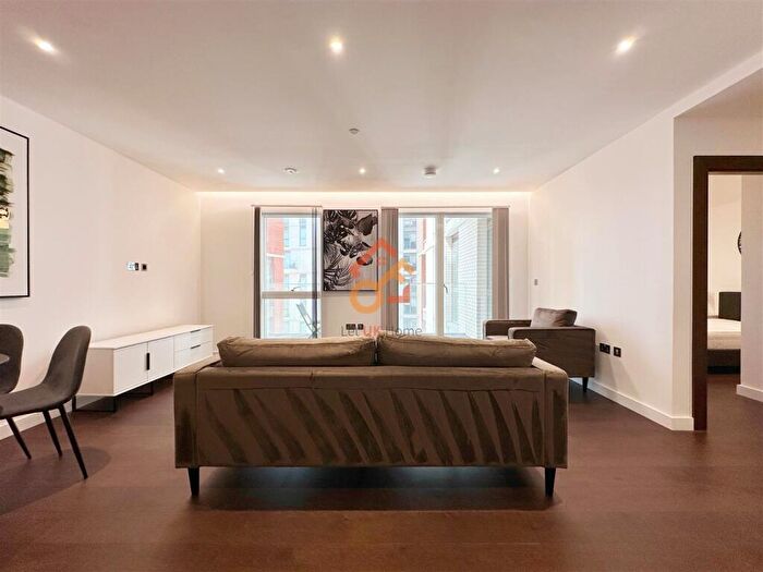 2 Bedroom Flat To Rent In Denver Building, Malthouse Road, London, SW11
