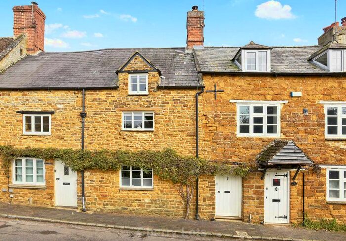 2 Bedroom Cottage To Rent In Philcote Street, Deddington, OX15