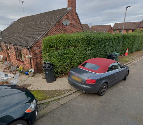 2 Bedroom Bungalow To Rent In Township Close, CH3