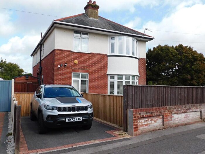 2 Bedroom Flat For Sale In Exton Road, Boscombe East, Bournemouth, BH6