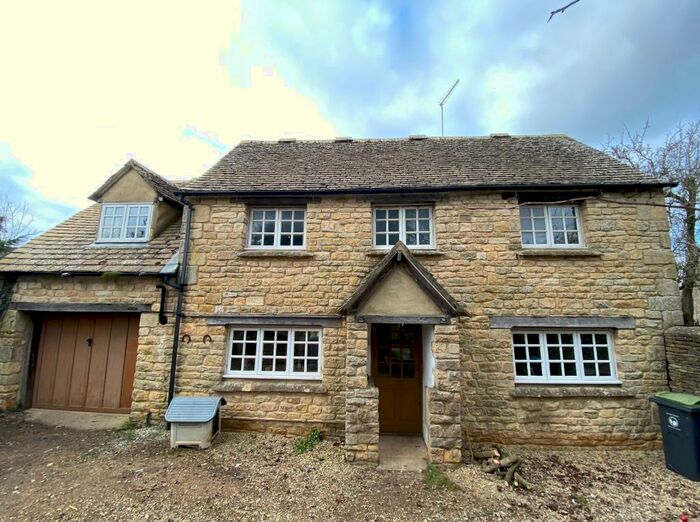 4 Bedroom Detached House To Rent In Heritage Lane, Ascott Under Wychwood, Chipping Norton, OX7