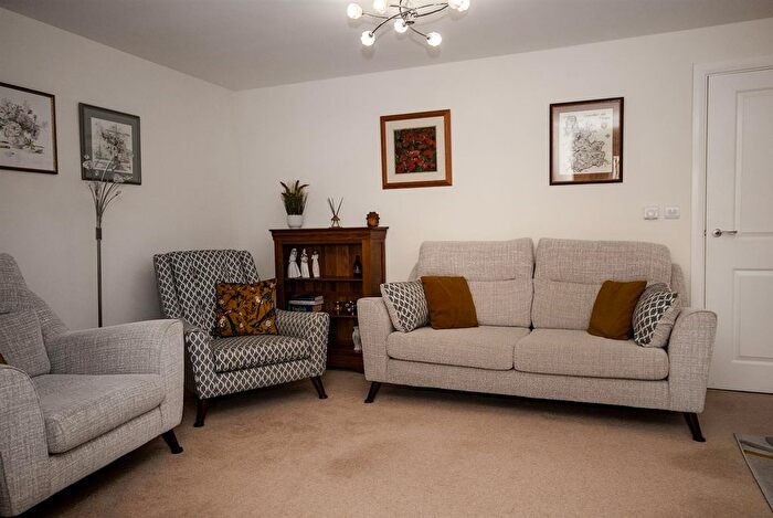 1 Bedroom Flat For Sale In Factory Street, Ramsbottom, Bury, BL0