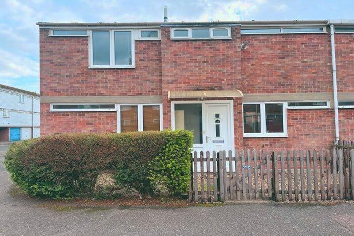 3 Bedroom Property To Rent In Clare Close, Bury St. Edmunds, IP28