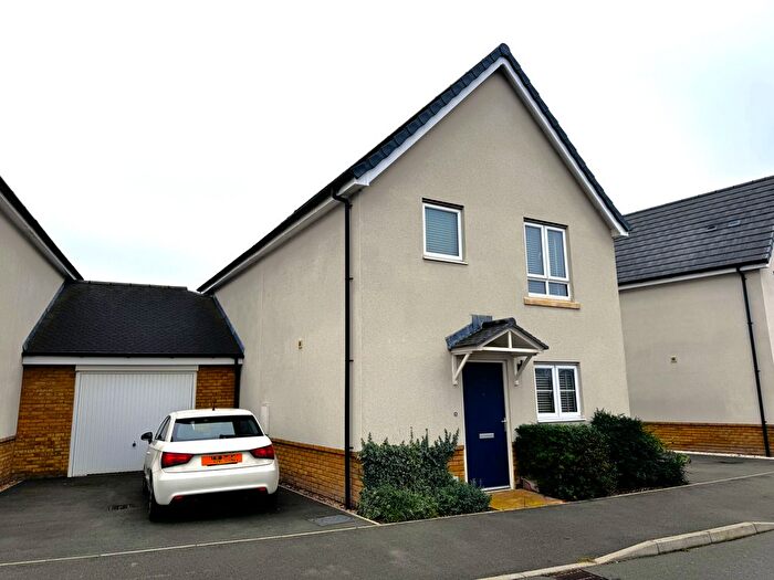 3 Bedroom Link Detached House To Rent In Liddell Way, Leighton Buzzard, LU7