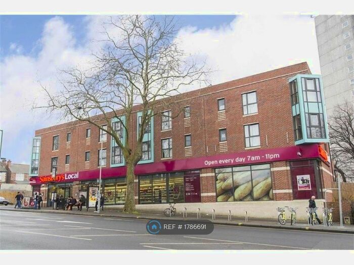 2 Bedroom Flat To Rent In Derby Road, Nottingham, NG7