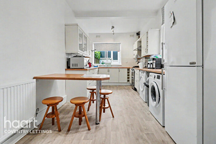 4 Bedroom Terraced House To Rent In Sir Thomas Whites Road, Coventry, CV5