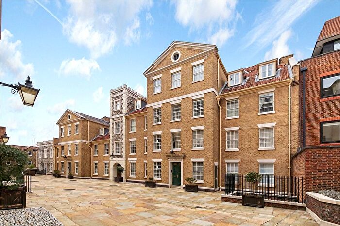 1 Bedroom Flat To Rent In Water Lane House, Water Lane, Richmond, Surrey, TW9