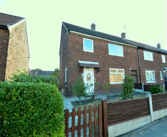 3 Bedroom House To Rent In Borth Walk, Manchester, M23