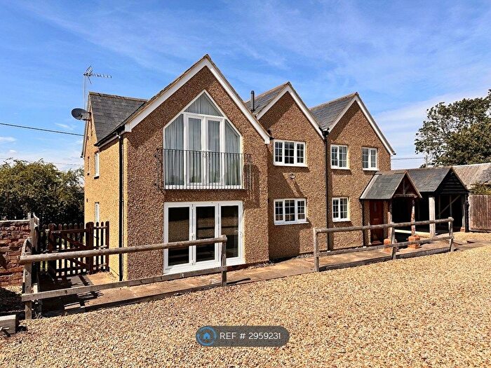 4 Bedroom Detached House To Rent In Main Road, Newport Pagnell, MK16