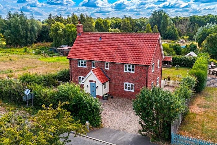4 Bedroom Detached House For Sale In The Street, Brockdish, Diss, IP21