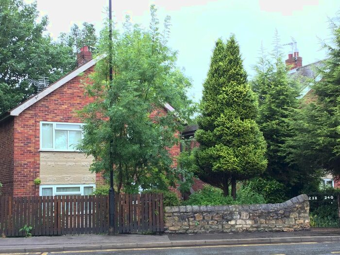 1 Bedroom Flat To Rent In (Rear) Urban Road, Doncaster, South Yorkshire, DN4