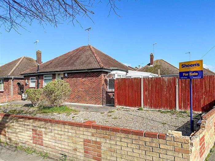2 Bedroom Detached Bungalow To Rent In Jameson Road, Clacton-On-Sea, CO15